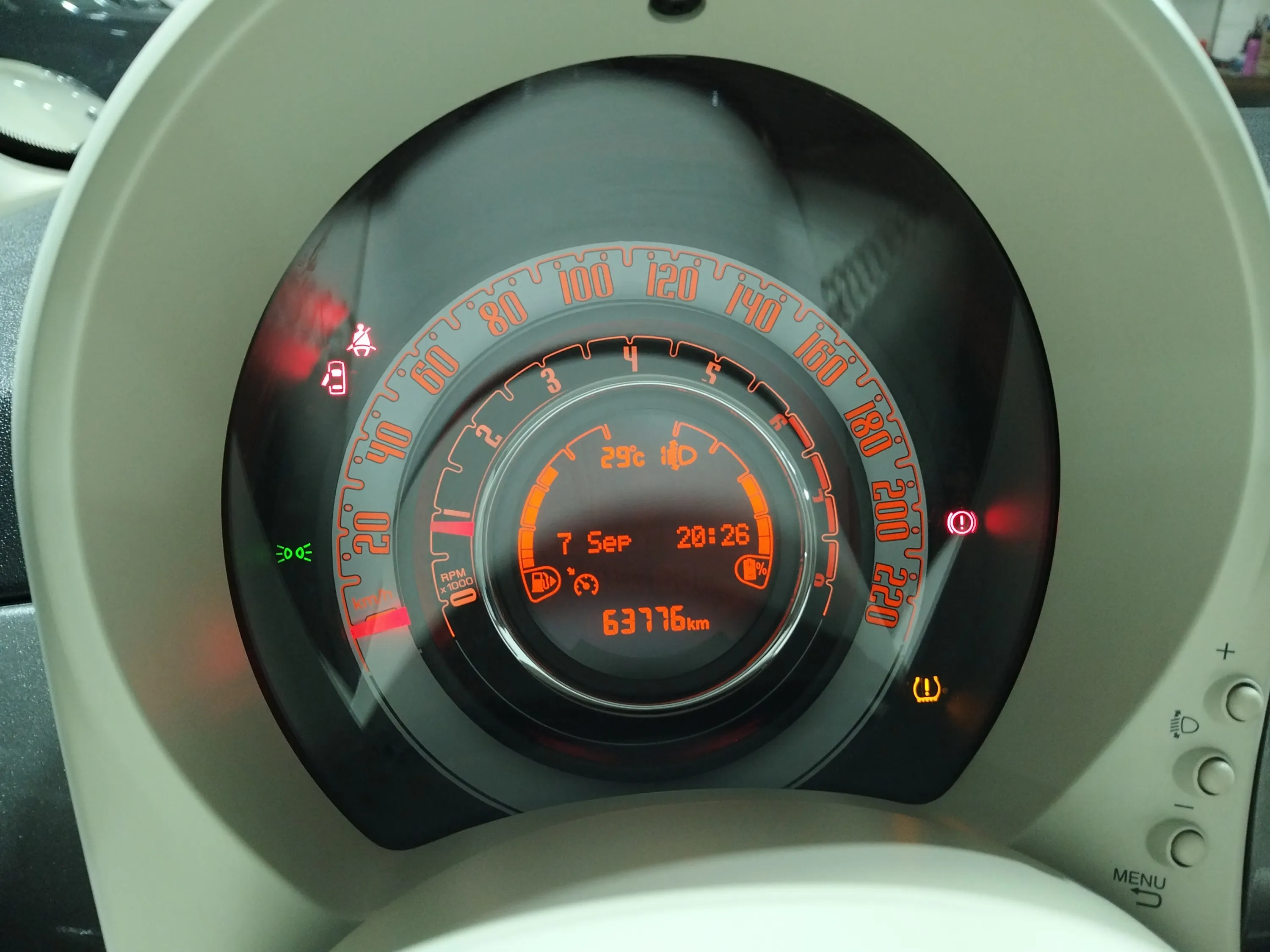 Fiat 500 Dolcevita 1.0 Hybrid - foto 12