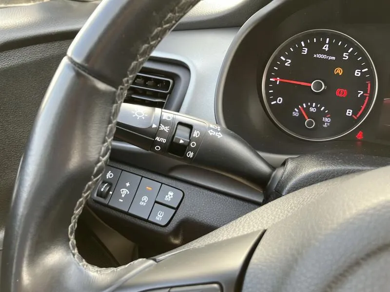 Kia Stonic 1.0 T-GDi MHEV iMT Concept - foto 15