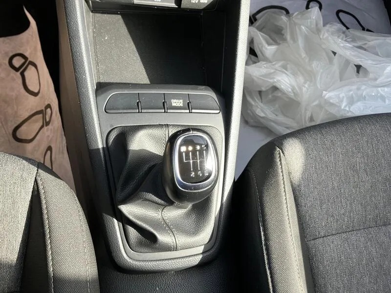 Kia Stonic 1.0 T-GDi MHEV iMT Concept - foto 20
