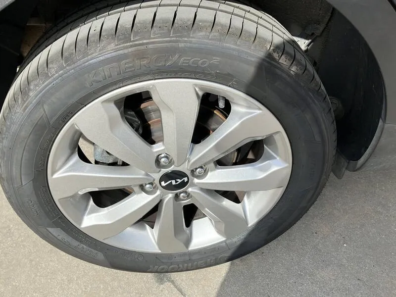Kia Stonic 1.0 T-GDi MHEV iMT Concept - foto 37