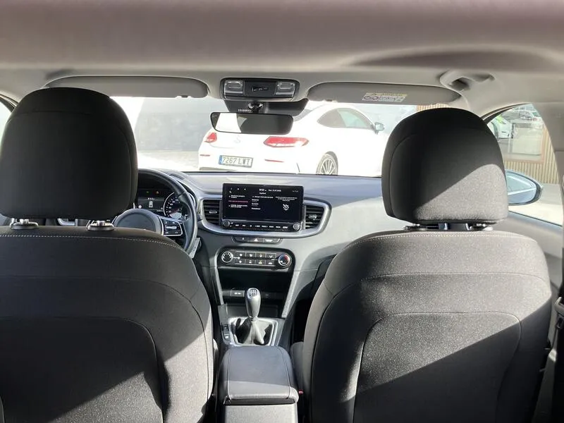 Kia XCeed 1.0 T-GDi Business - foto 38