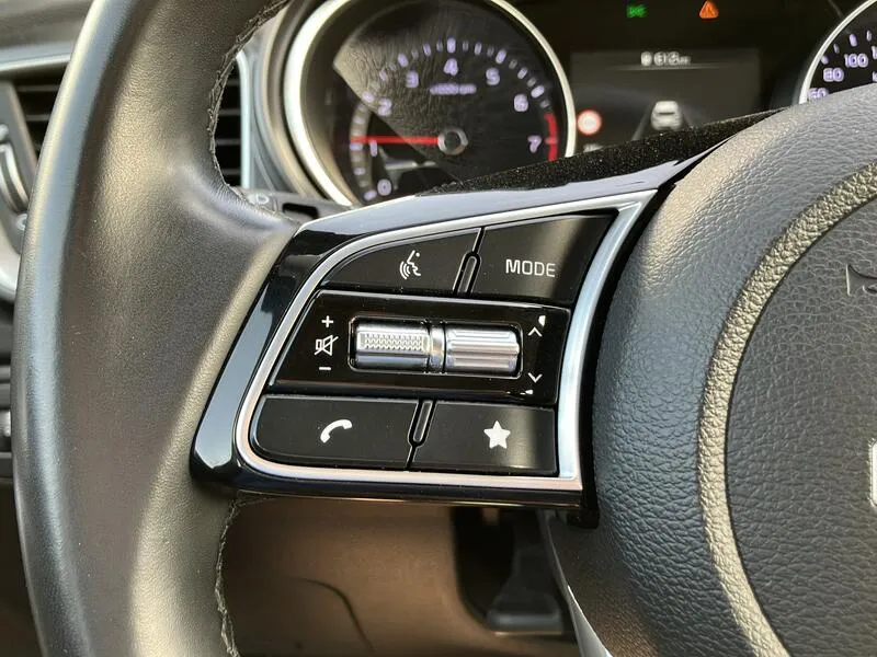 Kia XCeed 1.0 T-GDi Business - foto 12