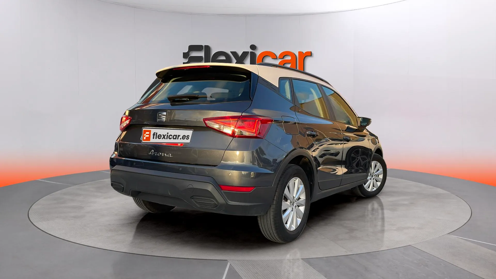 SEAT Arona 1.0 TSI Reference - foto 6