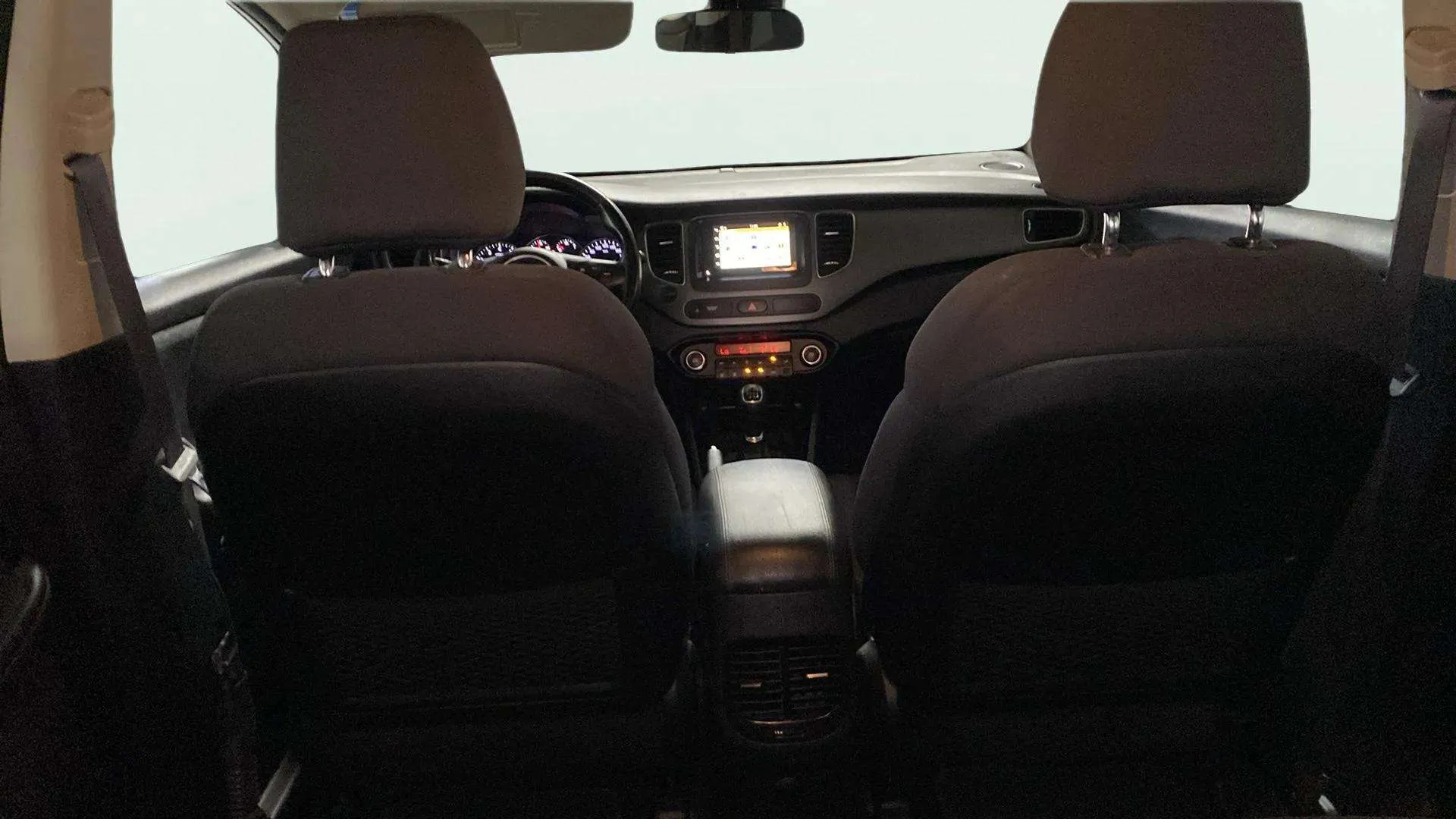 Kia Carens 1.6 GDi Drive - foto 26