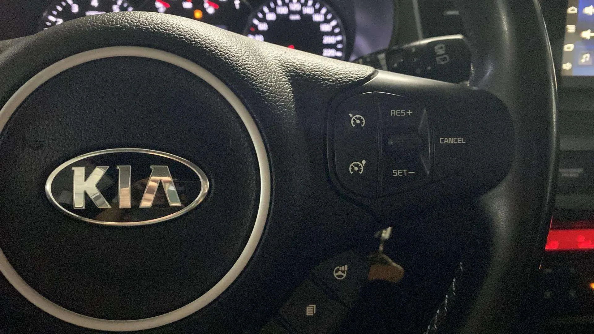 Kia Carens 1.6 GDi Drive - foto 12