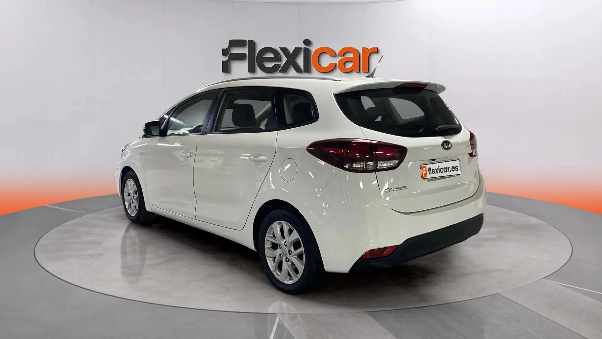 Kia Carens 1.6 GDi Drive - foto 4