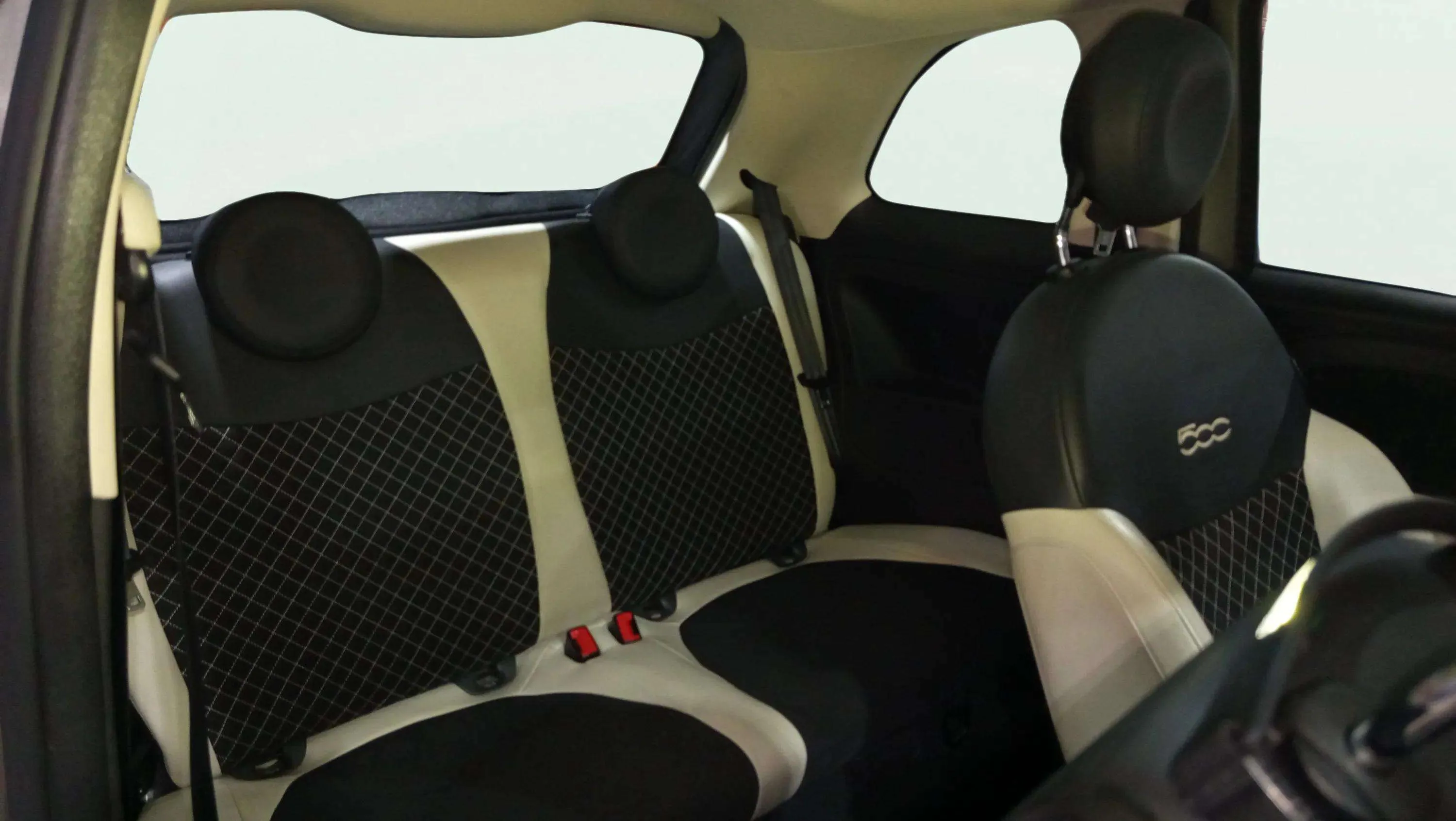 Fiat 500 Dolcevita 1.0 Hybrid - foto 17