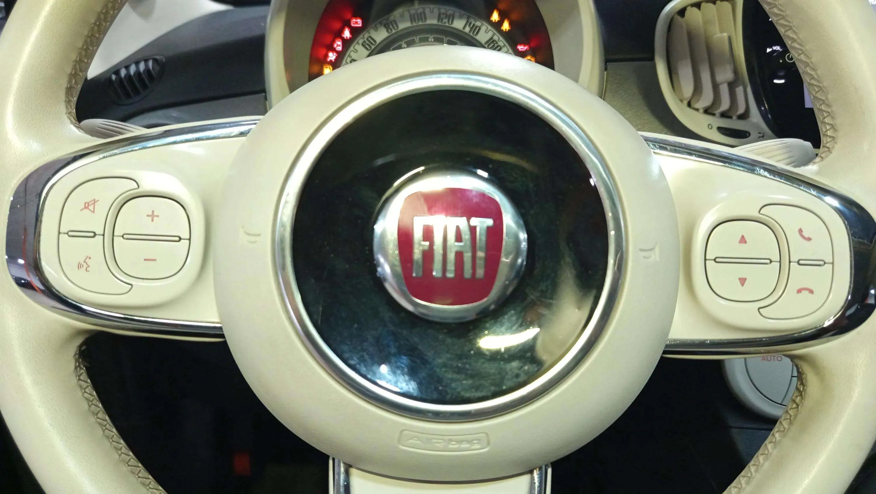 Fiat 500 Dolcevita 1.0 Hybrid - foto 27