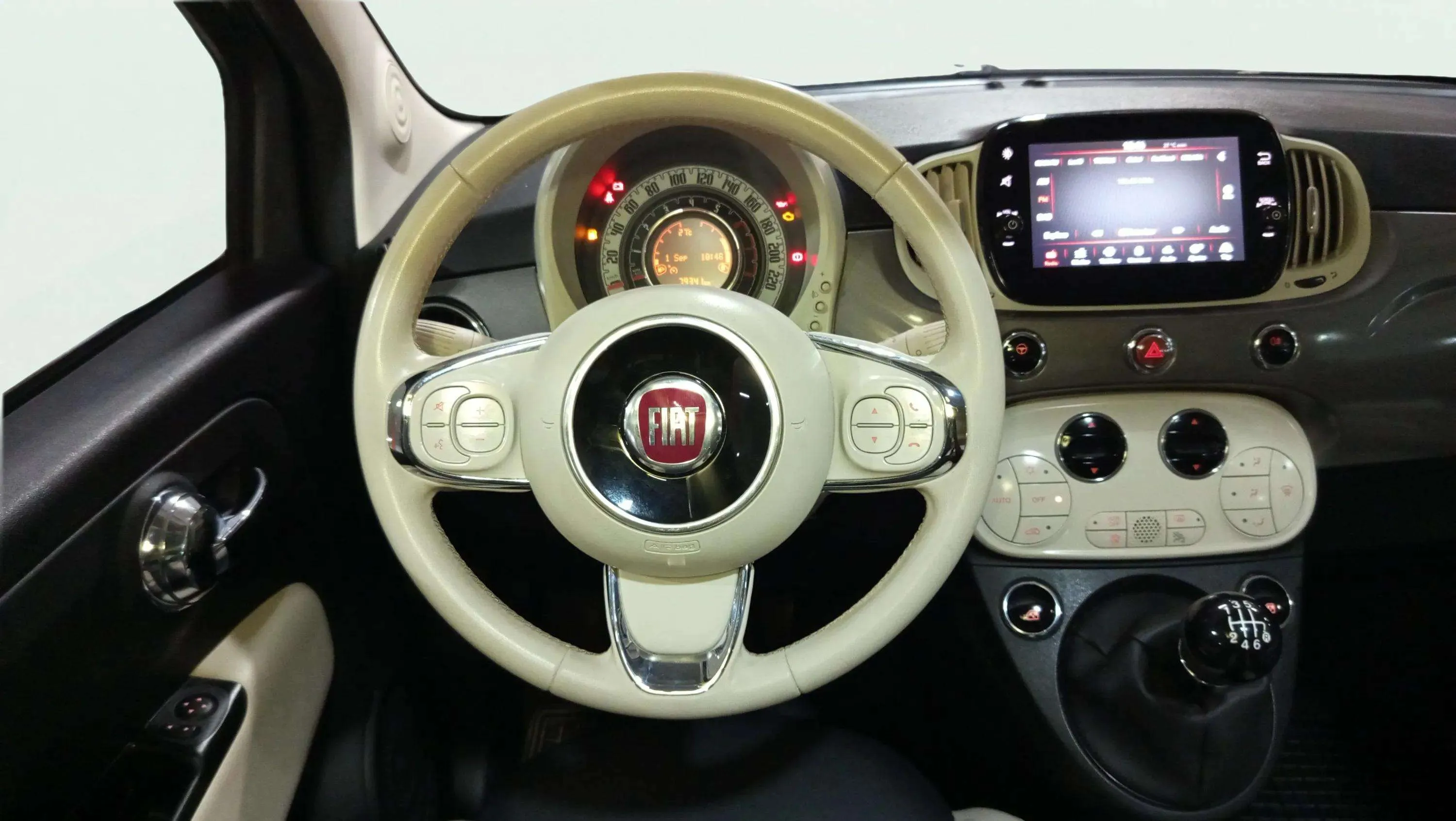 Fiat 500 Dolcevita 1.0 Hybrid - foto 9