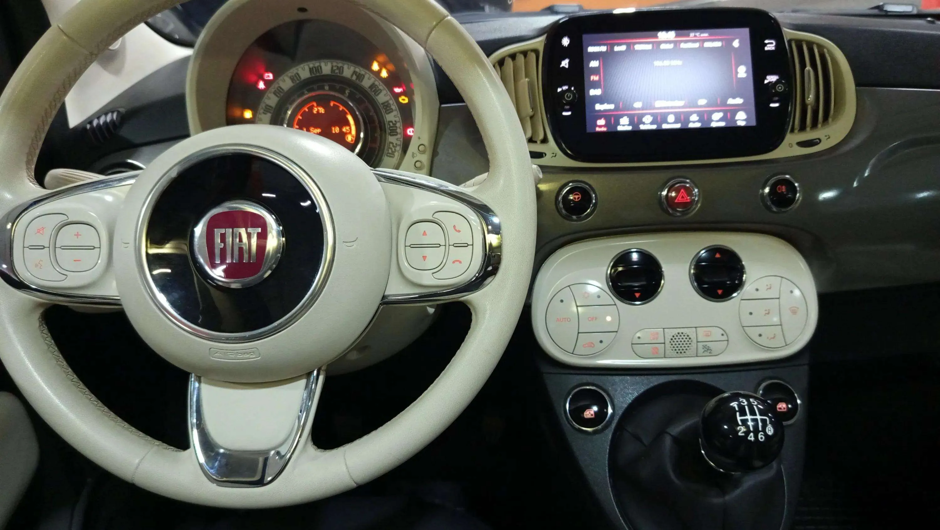 Fiat 500 Dolcevita 1.0 Hybrid - foto 20