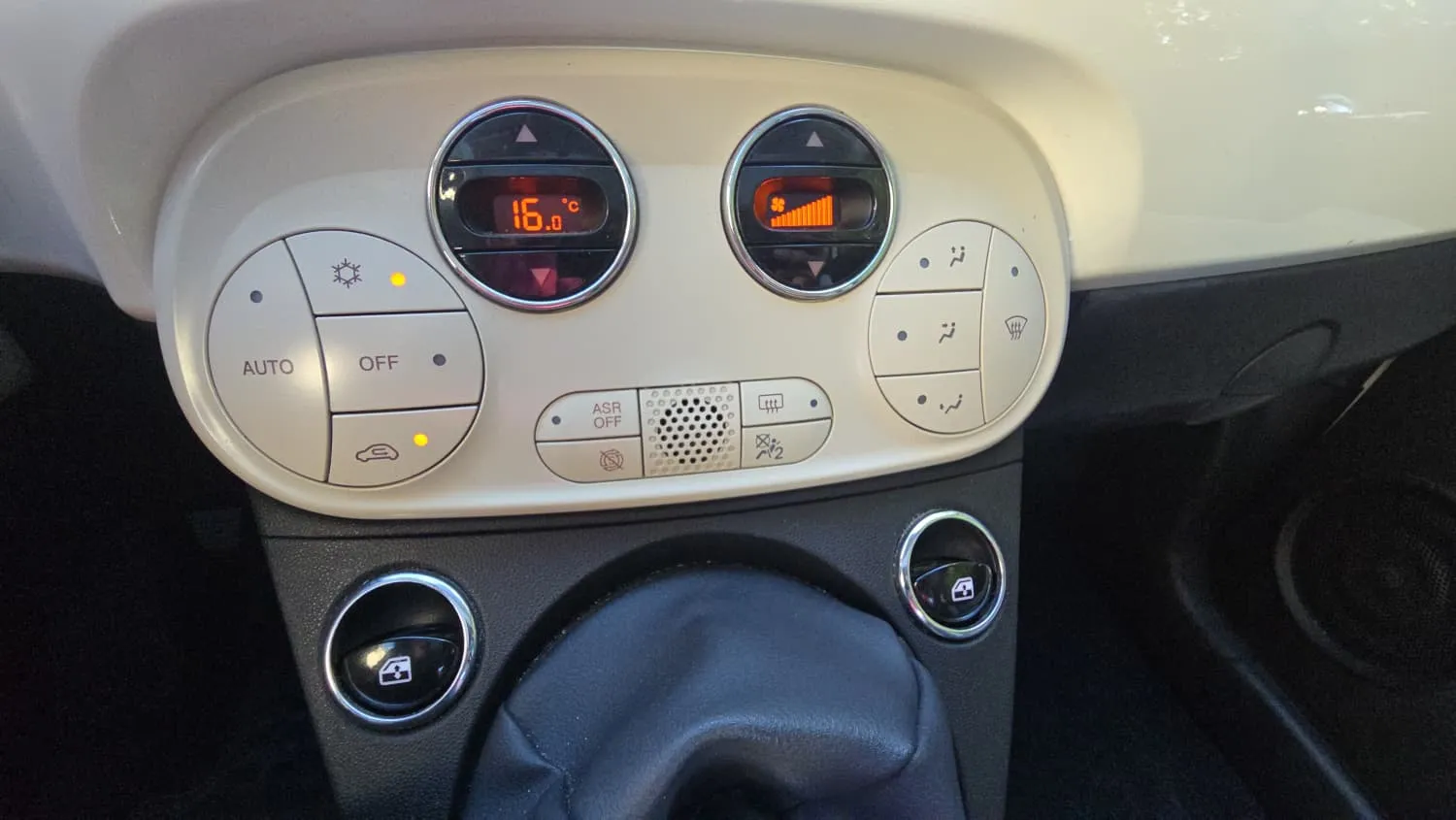 Fiat 500 Dolcevita 1.0 Hybrid - foto 12