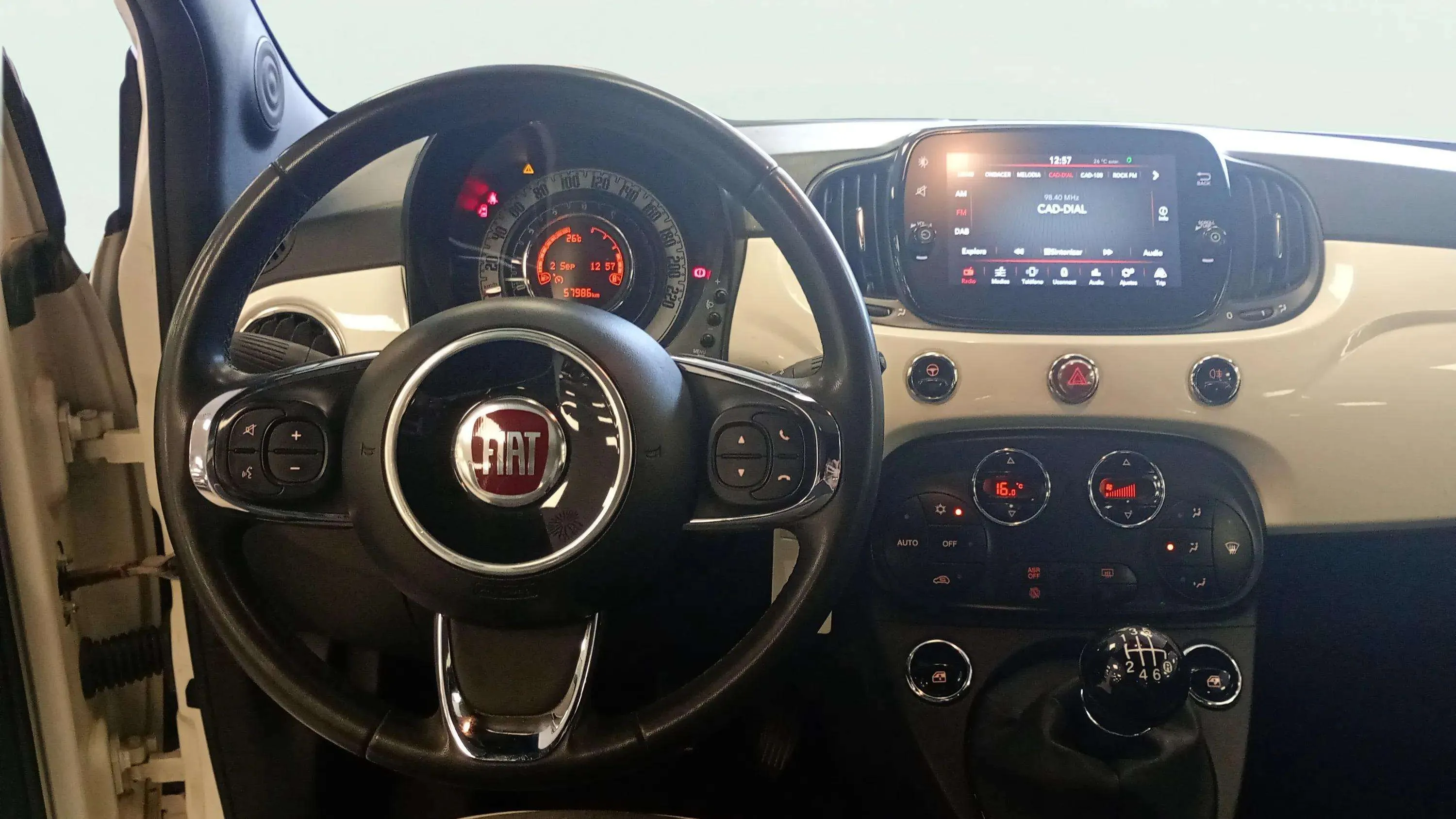 Fiat 500 Dolcevita 1.0 Hybrid - foto 12