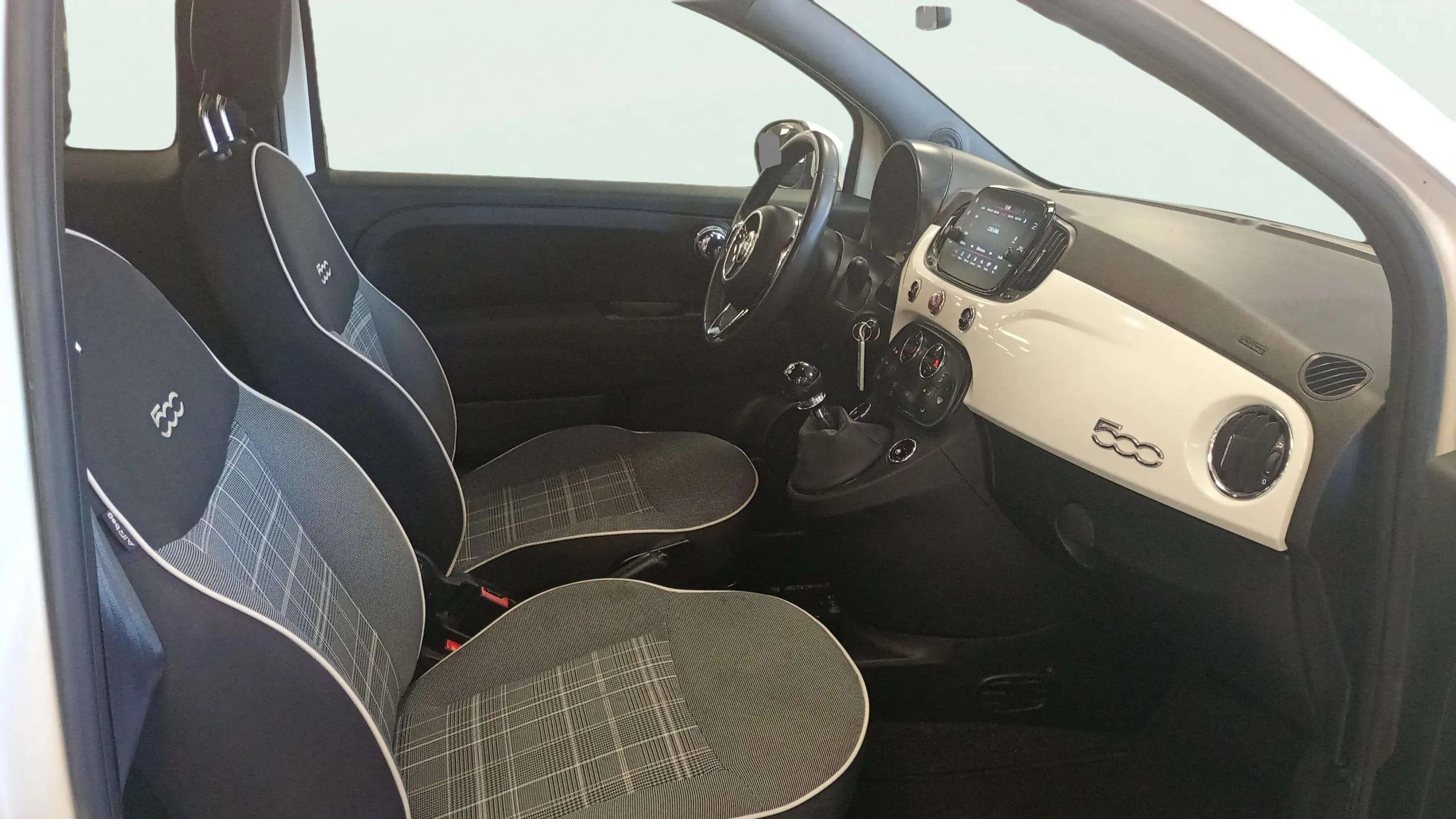 Fiat 500 Dolcevita 1.0 Hybrid - foto 17