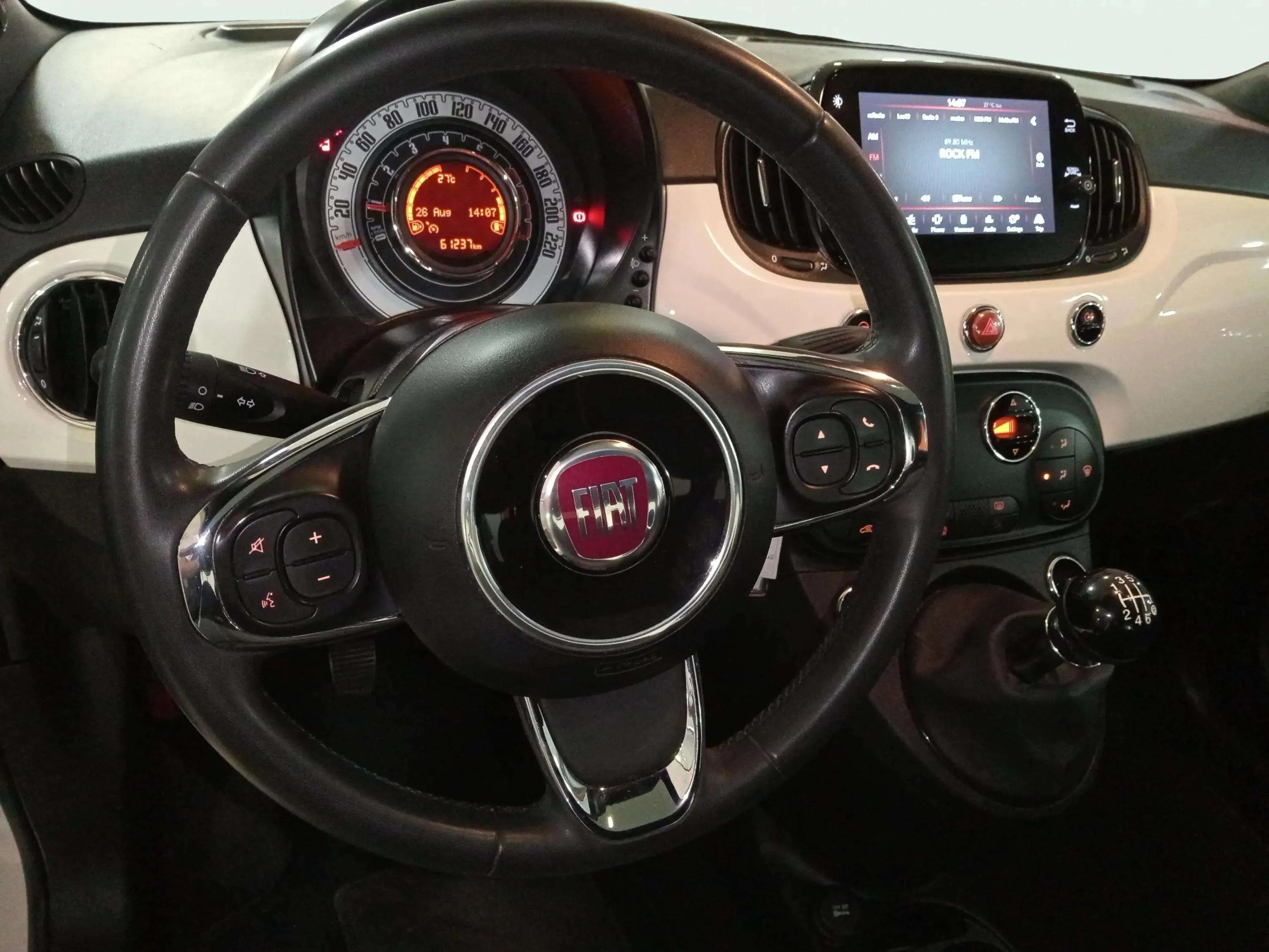 Fiat 500 Dolcevita 1.0 Hybrid - foto 11