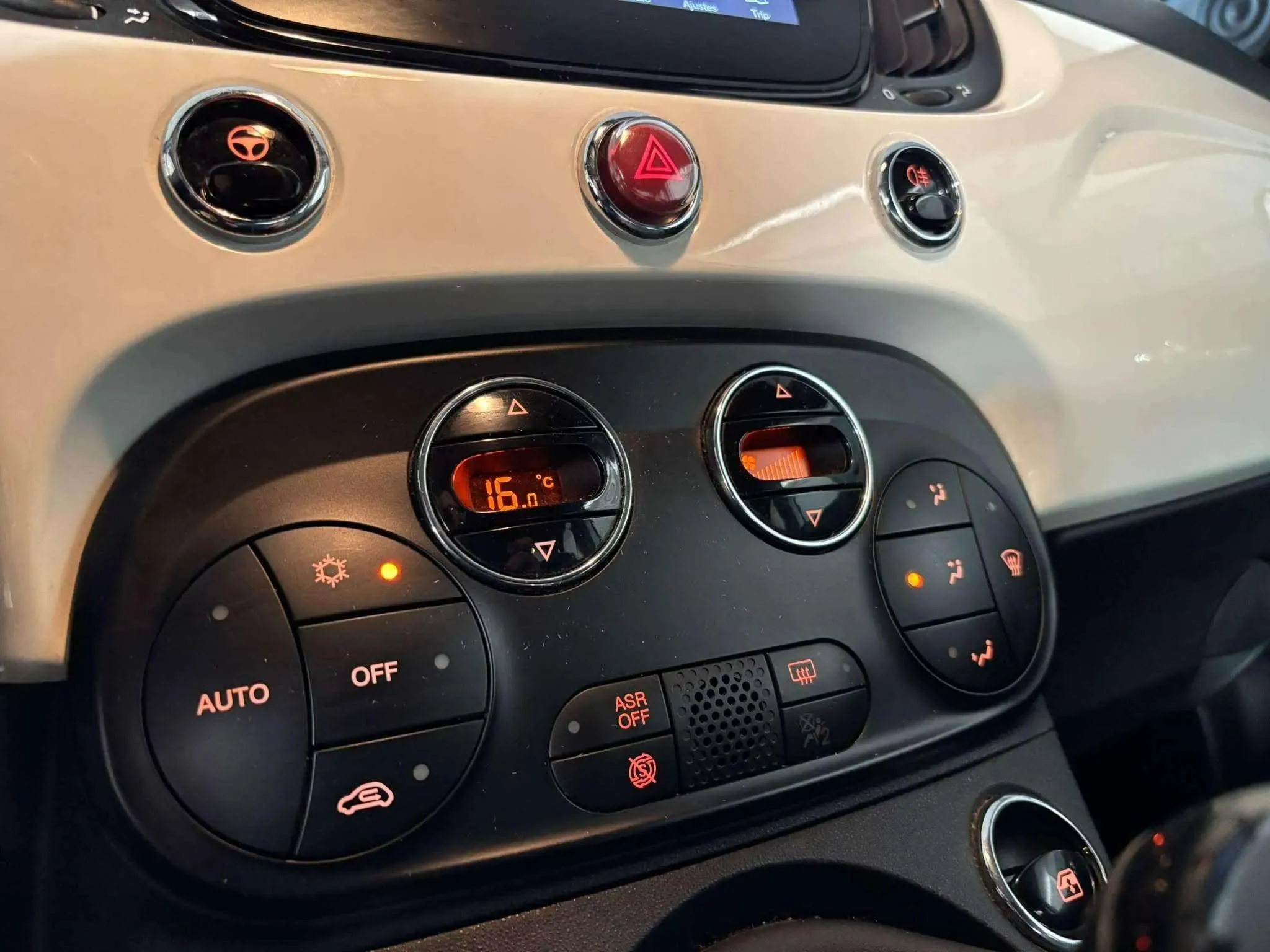 Fiat 500 Connect 1.0 Hybrid - foto 11