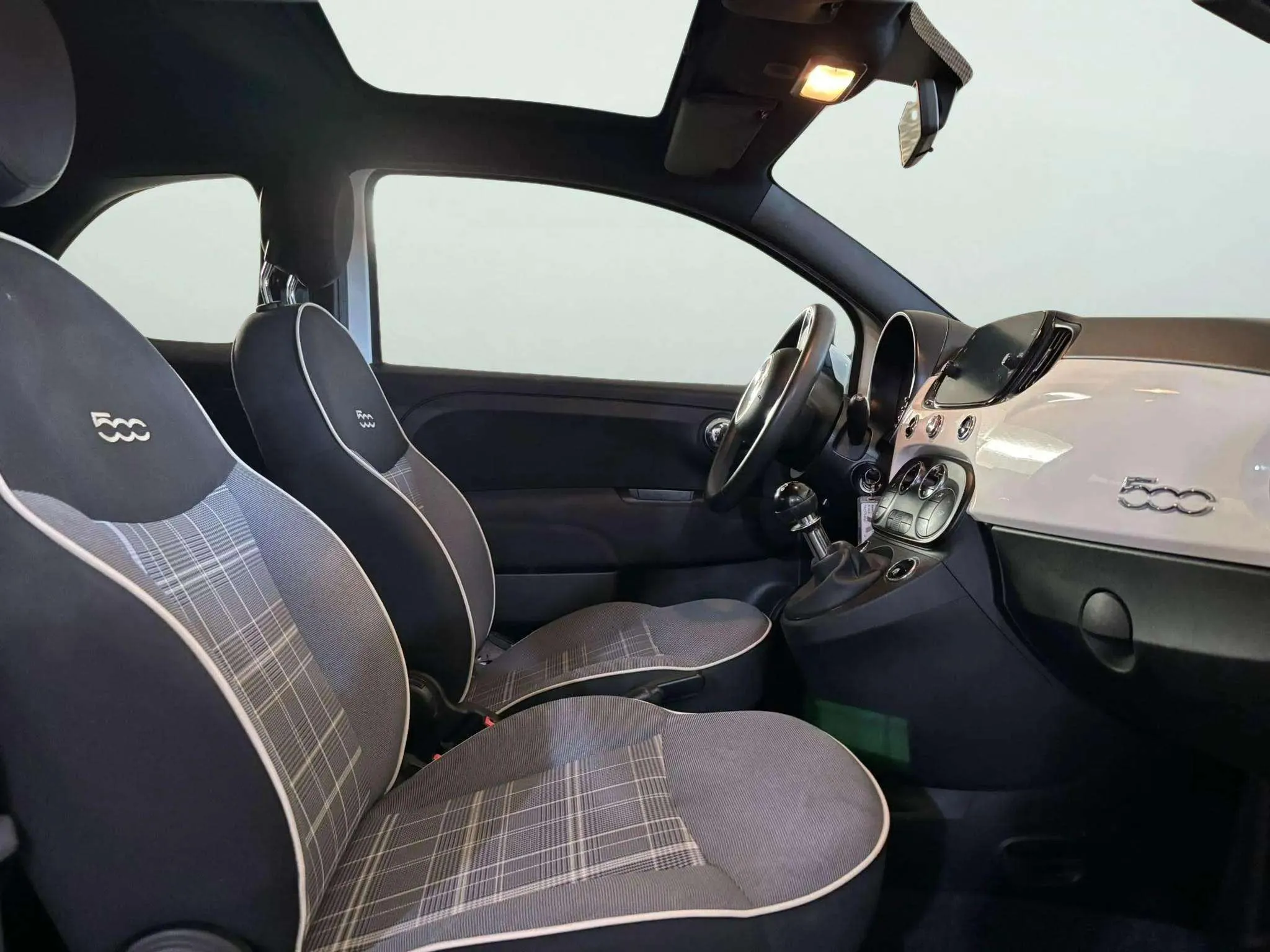 Fiat 500 Connect 1.0 Hybrid - foto 9
