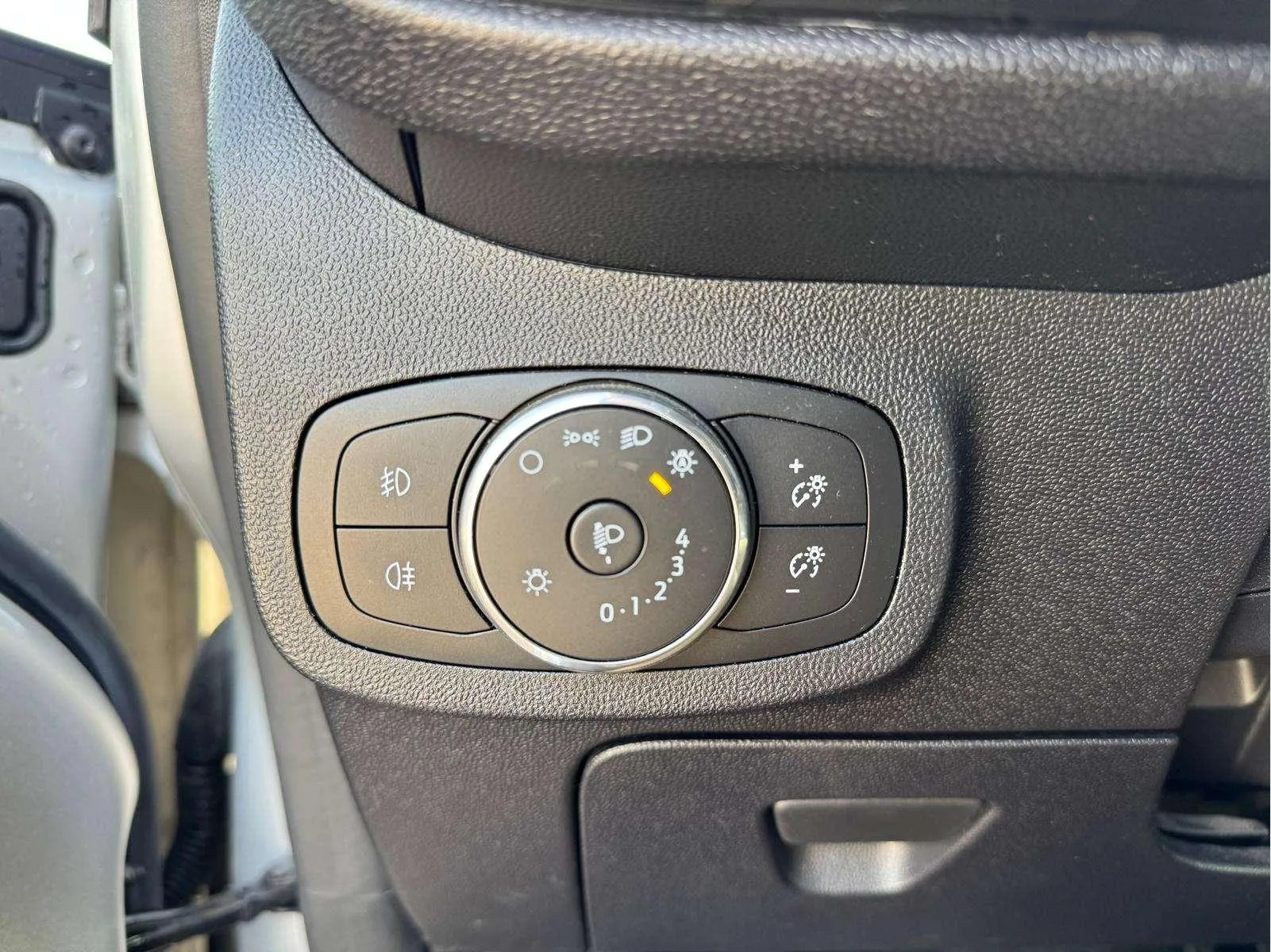 Ford Fiesta 1.0 EcoBoost MHEV ST-Line X - foto 16
