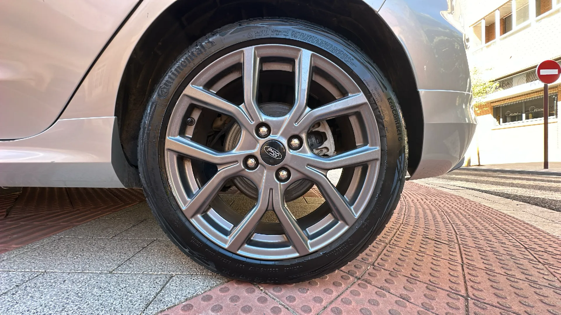 Ford Fiesta 1.0 EcoBoost MHEV ST-Line - foto 10