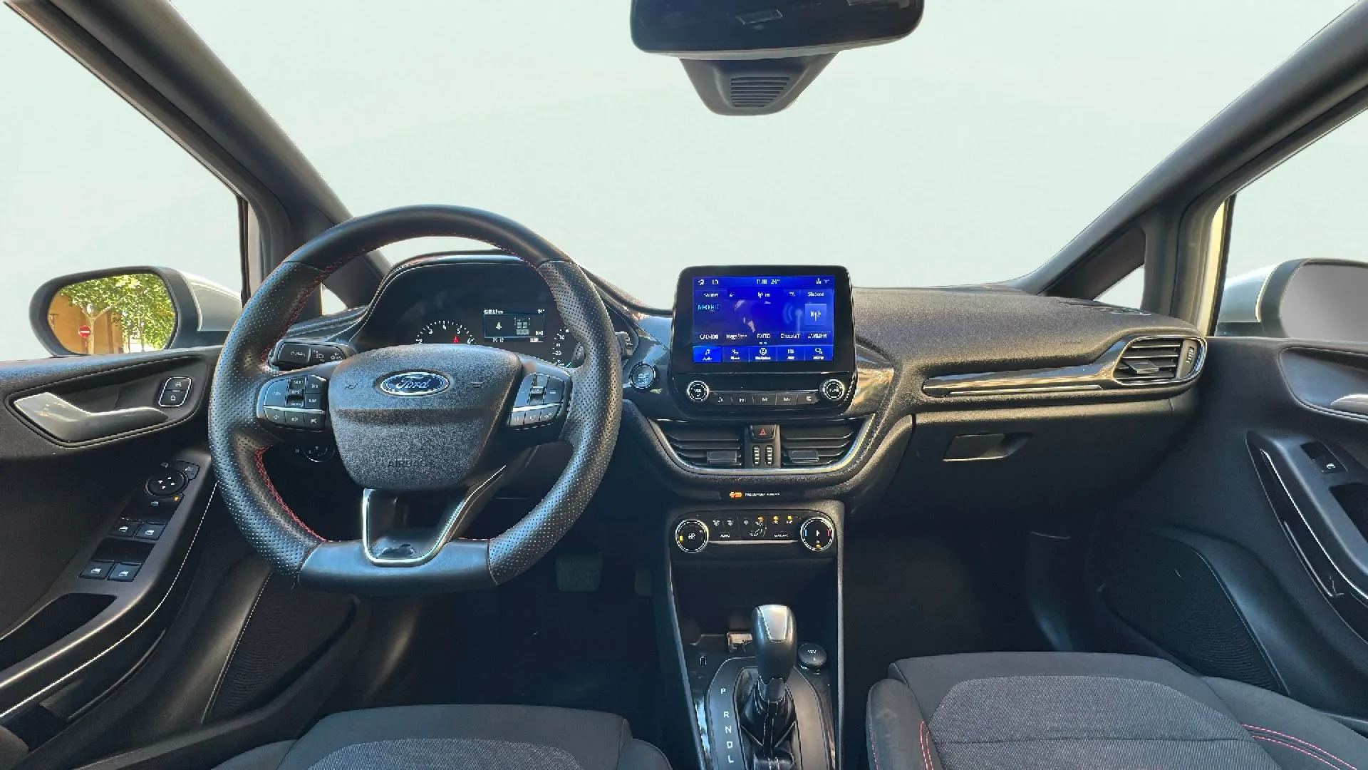 Ford Fiesta 1.0 EcoBoost MHEV ST-Line - foto 11