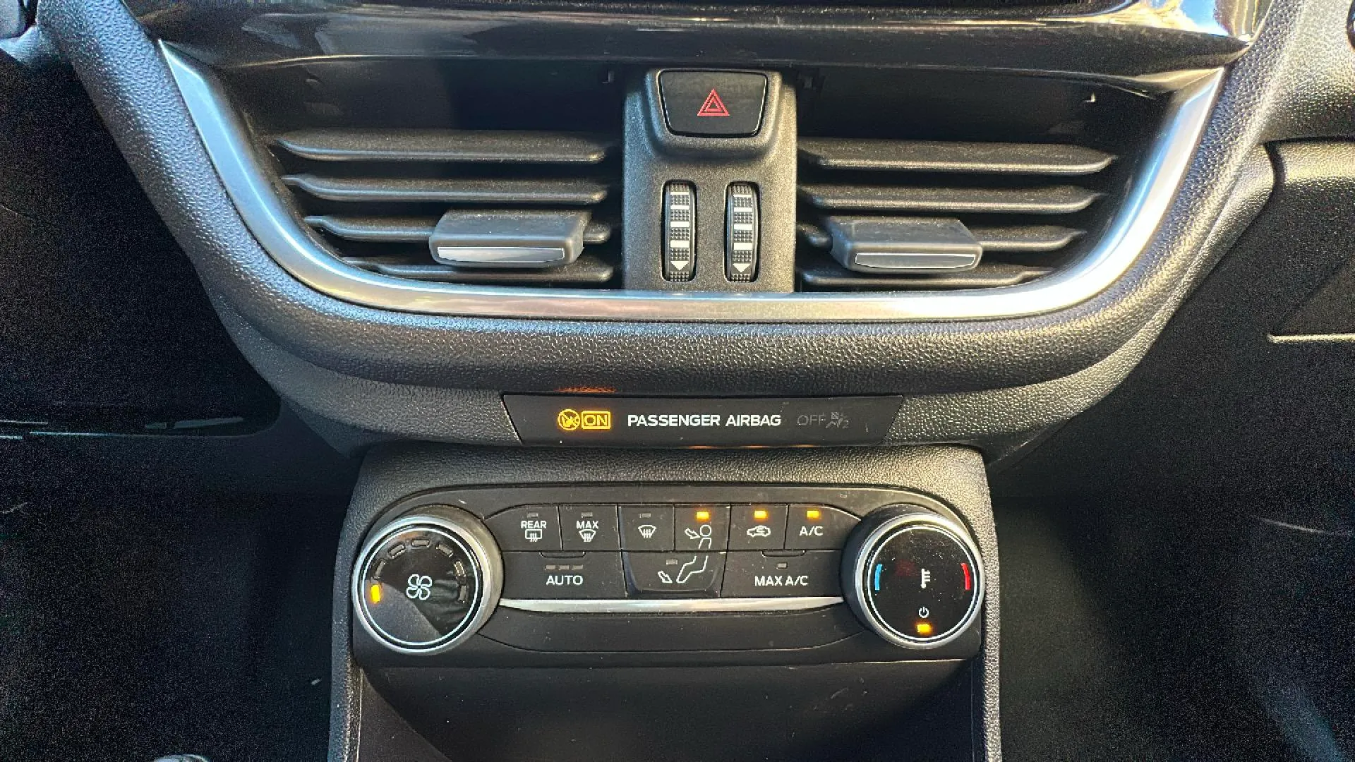 Ford Fiesta 1.0 EcoBoost MHEV ST-Line - foto 23