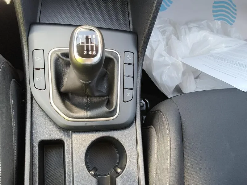 Kia Sportage 1.6 T-GDi Concept 4x2 - foto 14