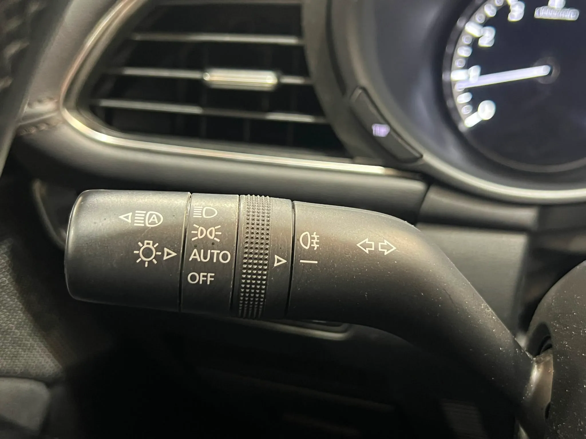 Mazda Mazda3 2.0 e-Skyactiv-G Zenith - foto 16