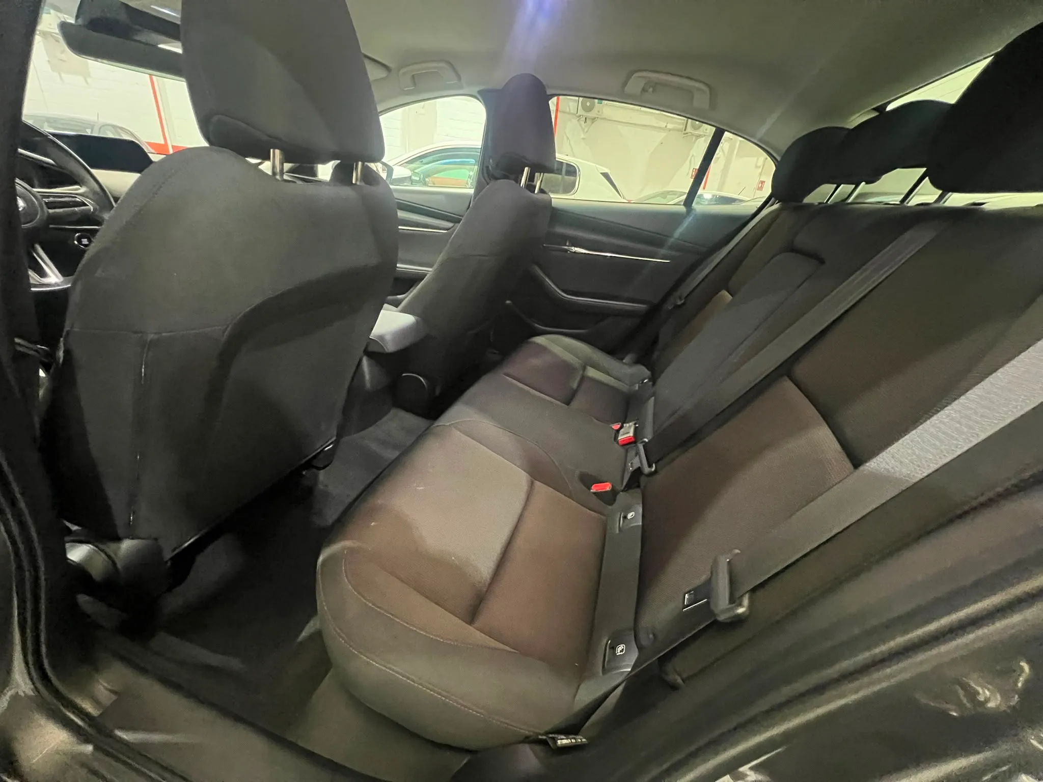 Mazda Mazda3 2.0 e-Skyactiv-G Zenith - foto 11