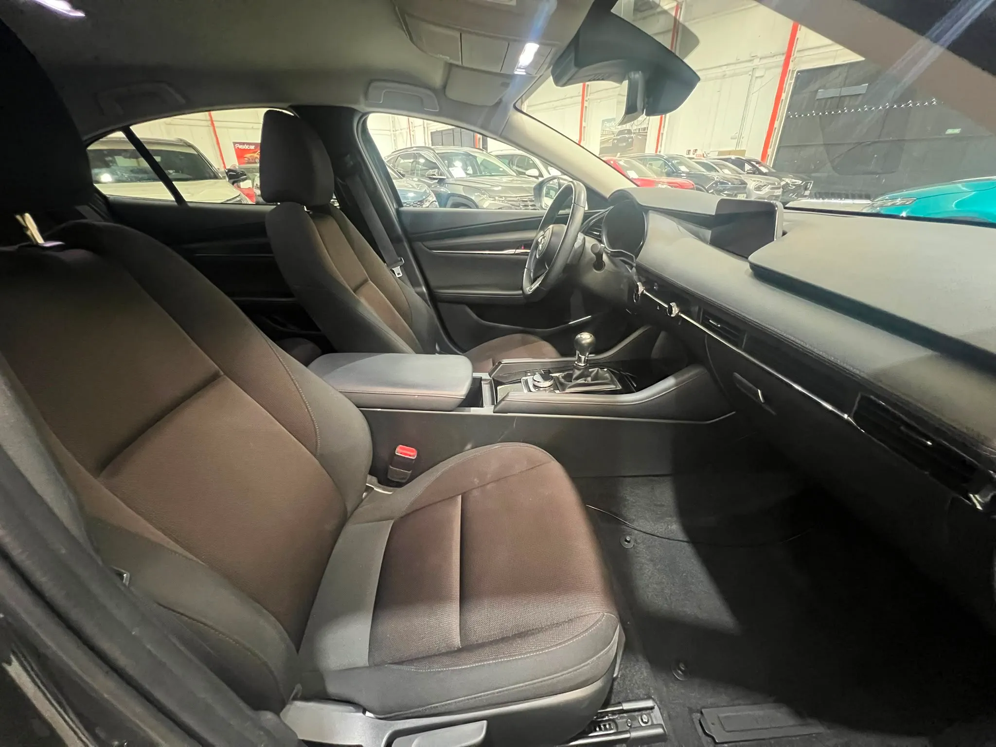 Mazda Mazda3 2.0 e-Skyactiv-G Zenith - foto 10