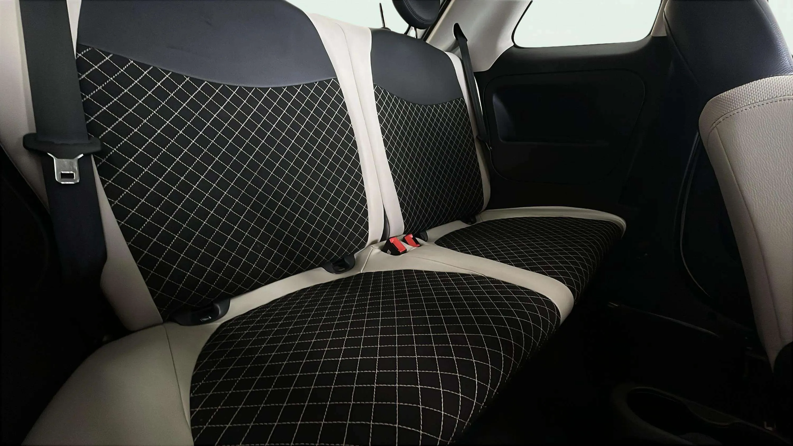 Fiat 500 Dolcevita 1.0 Hybrid - foto 22