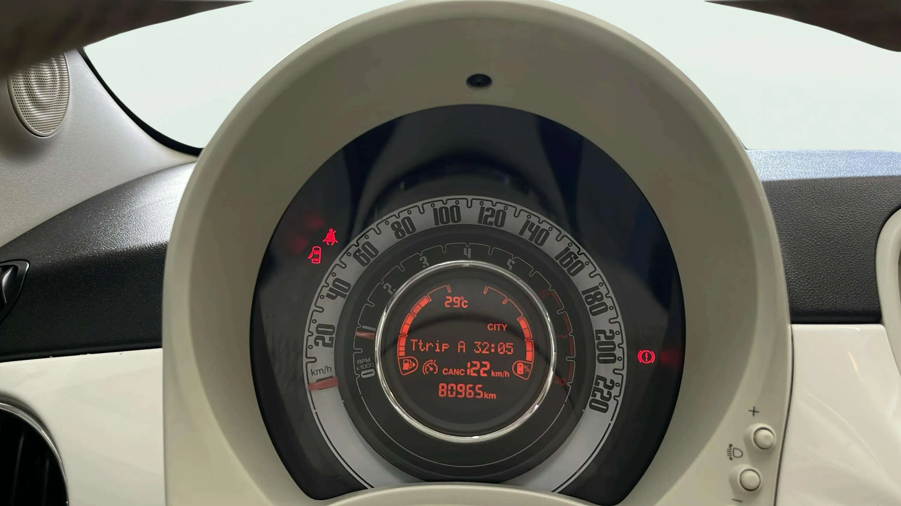 Fiat 500 Dolcevita 1.0 Hybrid - foto 12
