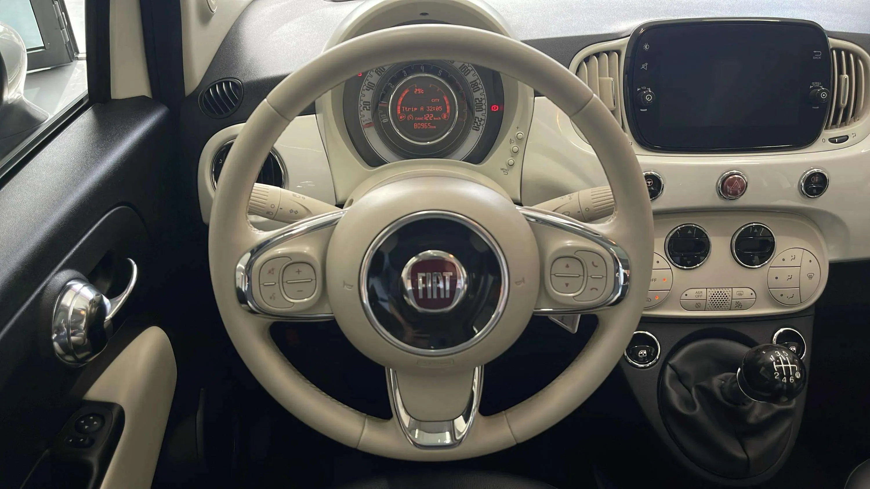 Fiat 500 Dolcevita 1.0 Hybrid - foto 11
