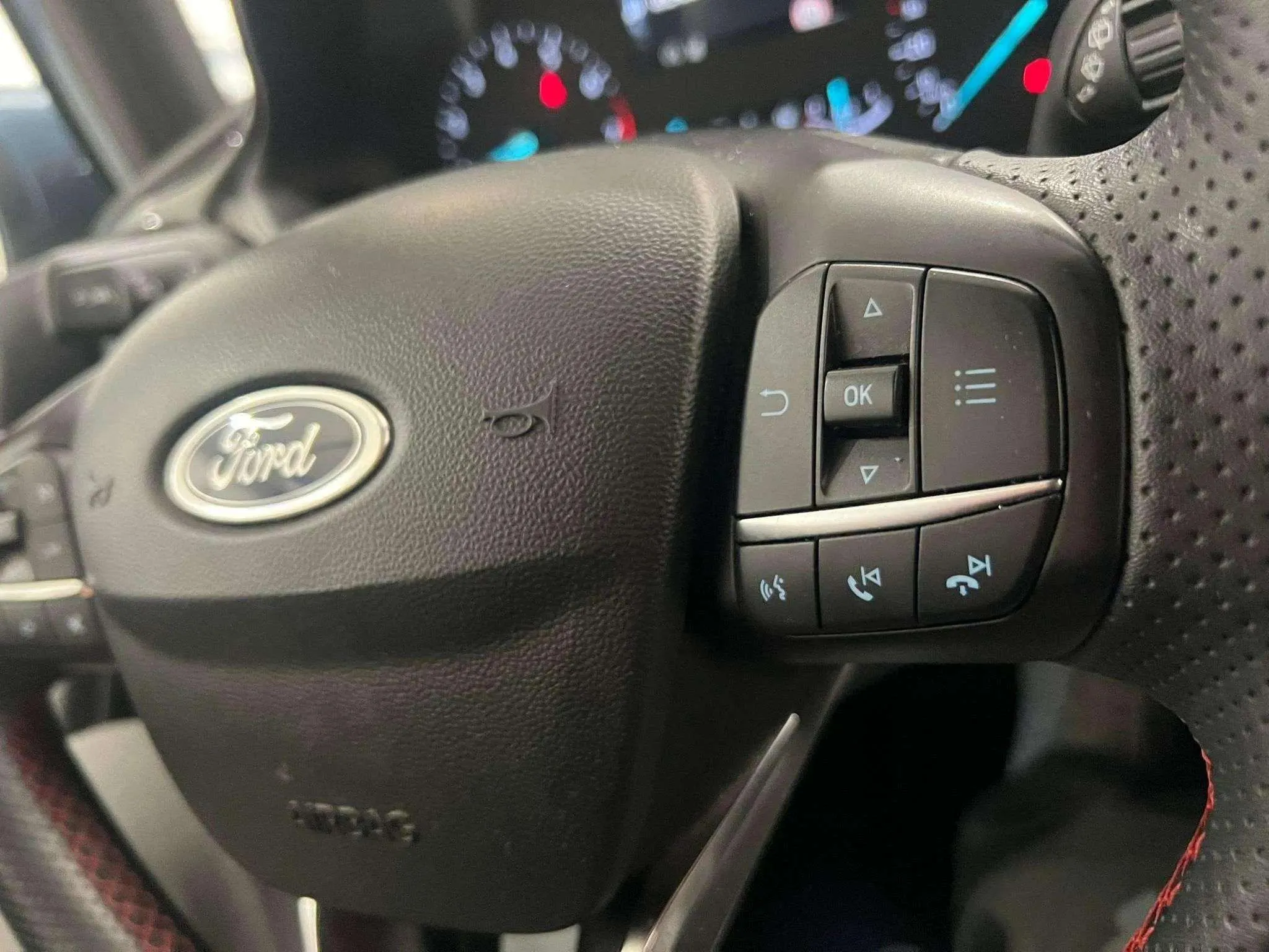 Ford Fiesta 1.0 EcoBoost MHEV ST-Line X - foto 20