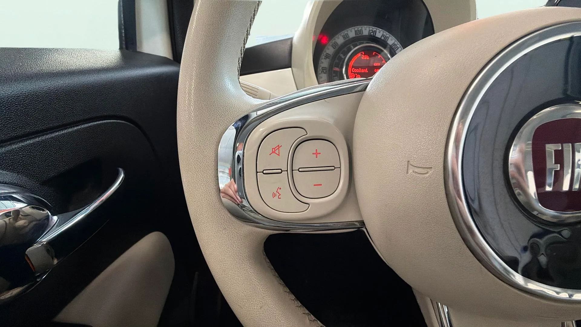 Fiat 500 Dolcevita 1.0 Hybrid - foto 21