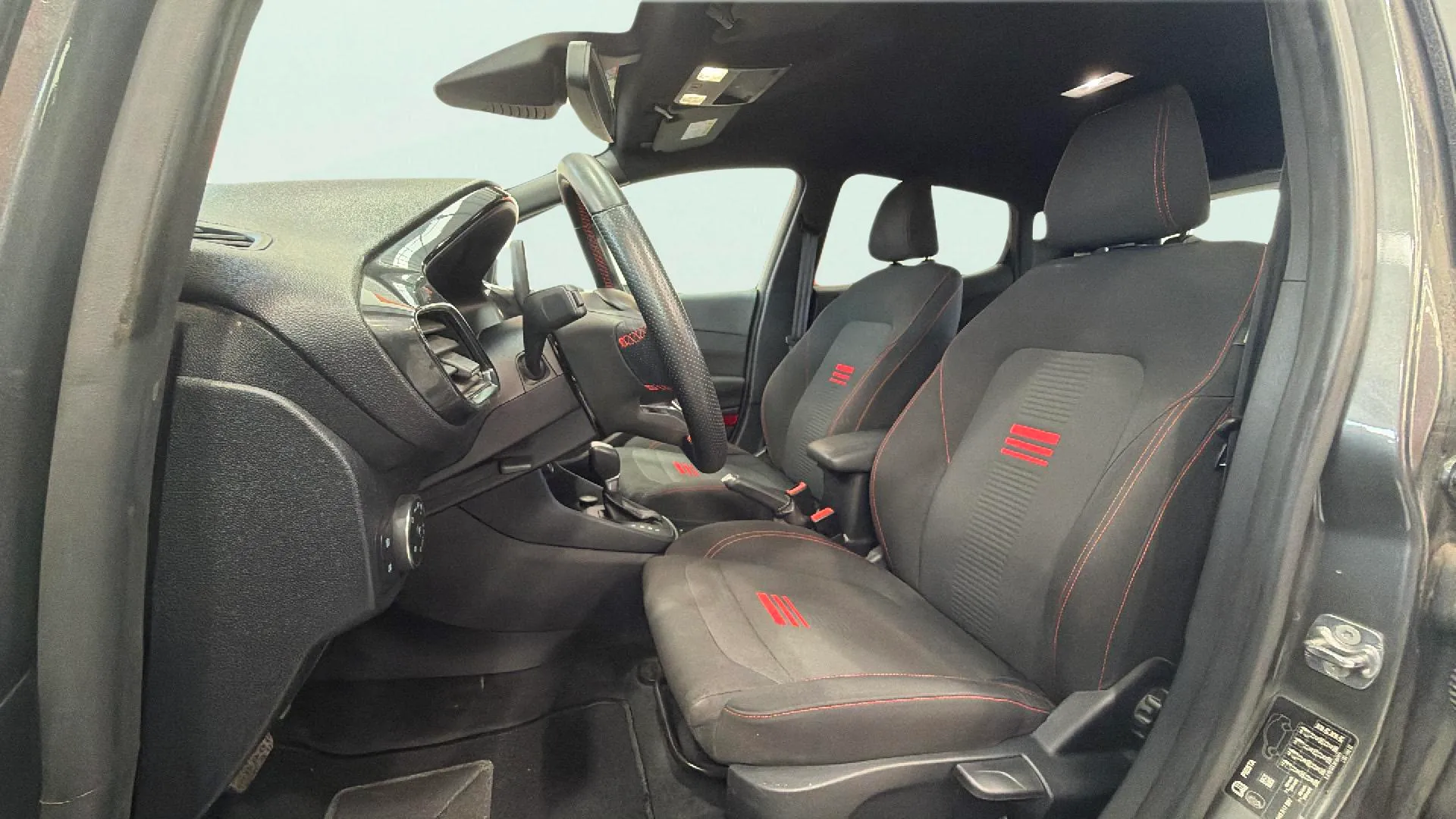 Ford Fiesta 1.0 EcoBoost MHEV ST-Line X - foto 12