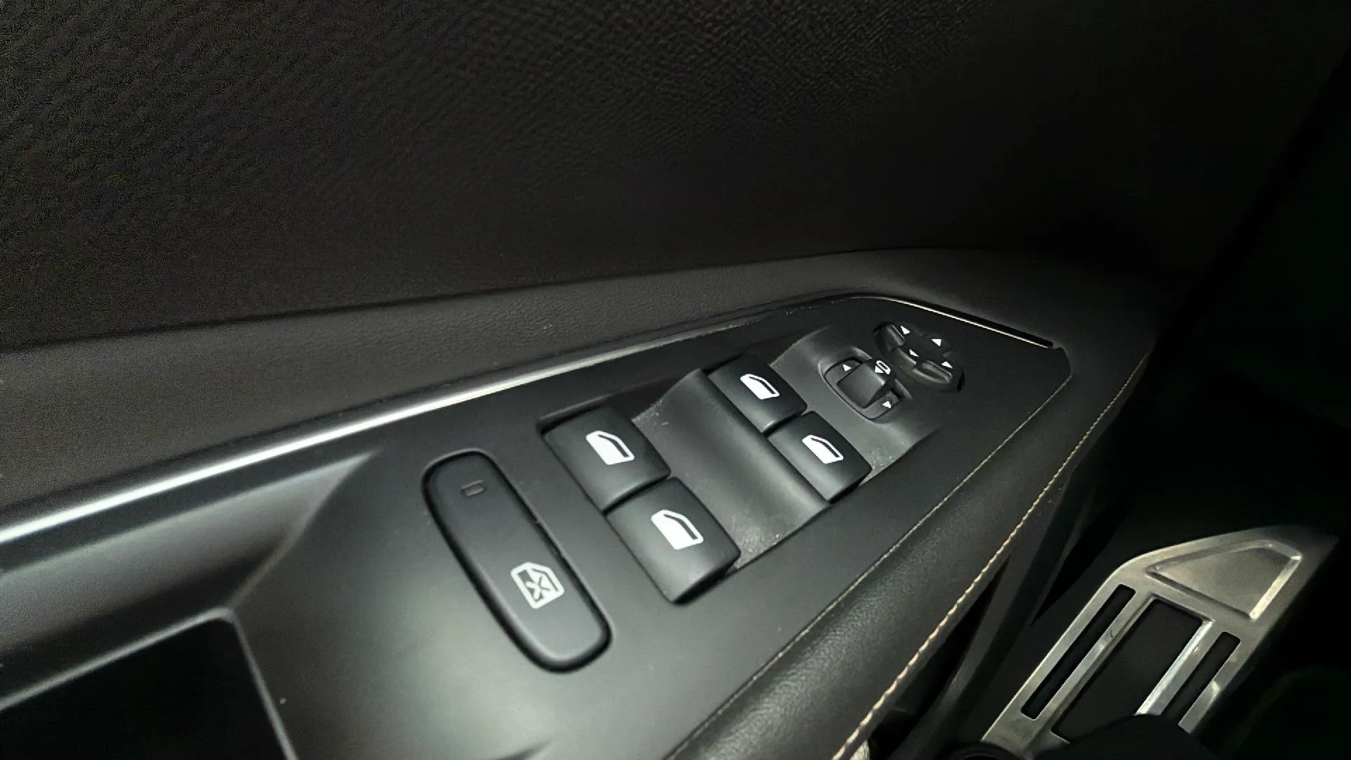 Peugeot 3008 1.5 BlueHDi GT Line EAT8 - foto 18