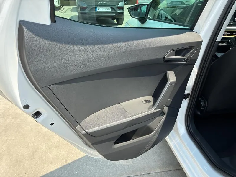 SEAT Ibiza 1.0 TSI Style Plus - foto 16