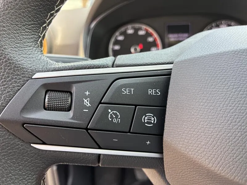 SEAT Ibiza 1.0 TSI Style Plus - foto 27
