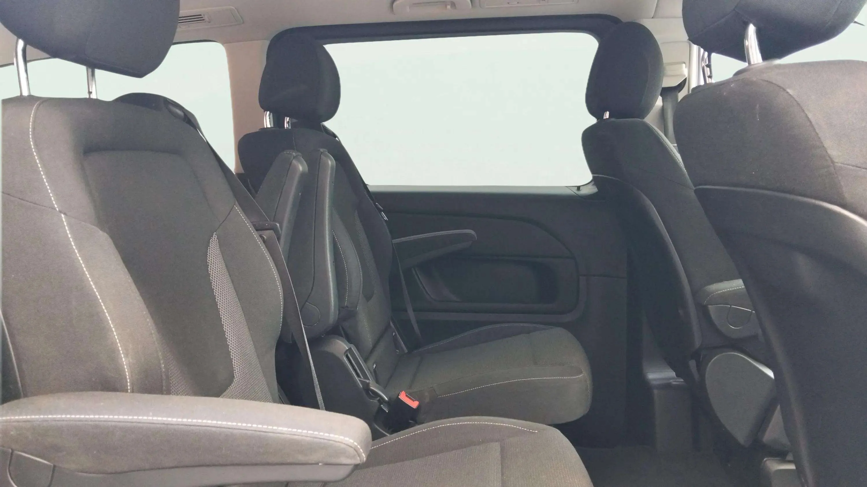 Mercedes-Benz Clase V 220 d Avantgarde Extralargo - foto 11