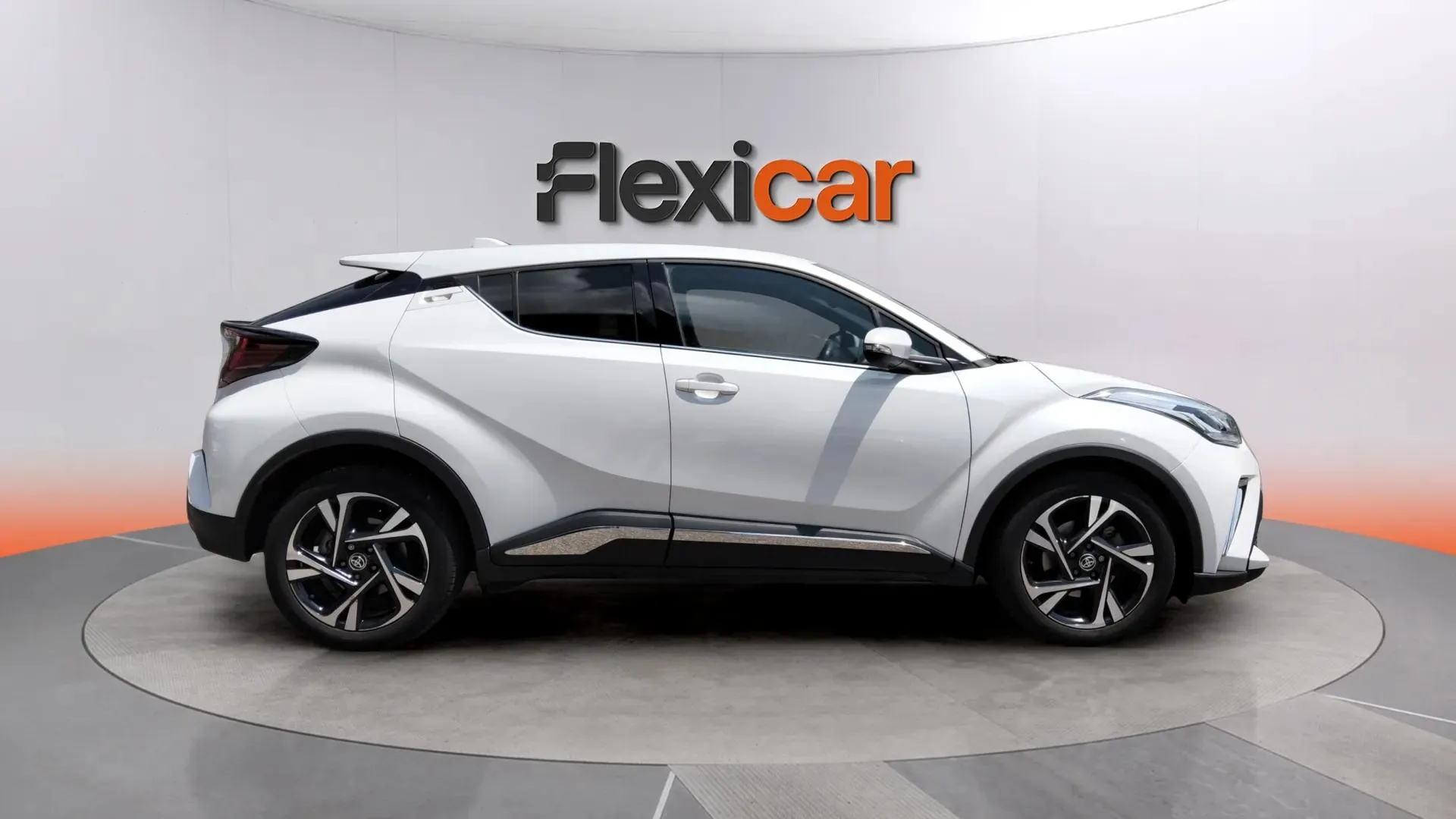 Toyota C-HR 1.8 125H Advance - foto 3