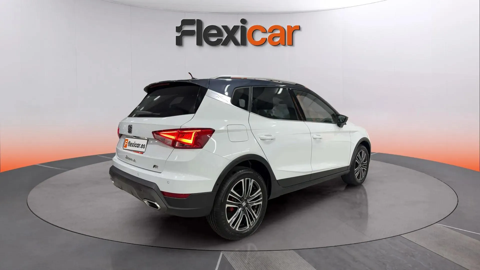 SEAT Arona 1.0 TSI DSG FR Limited Ed - foto 7