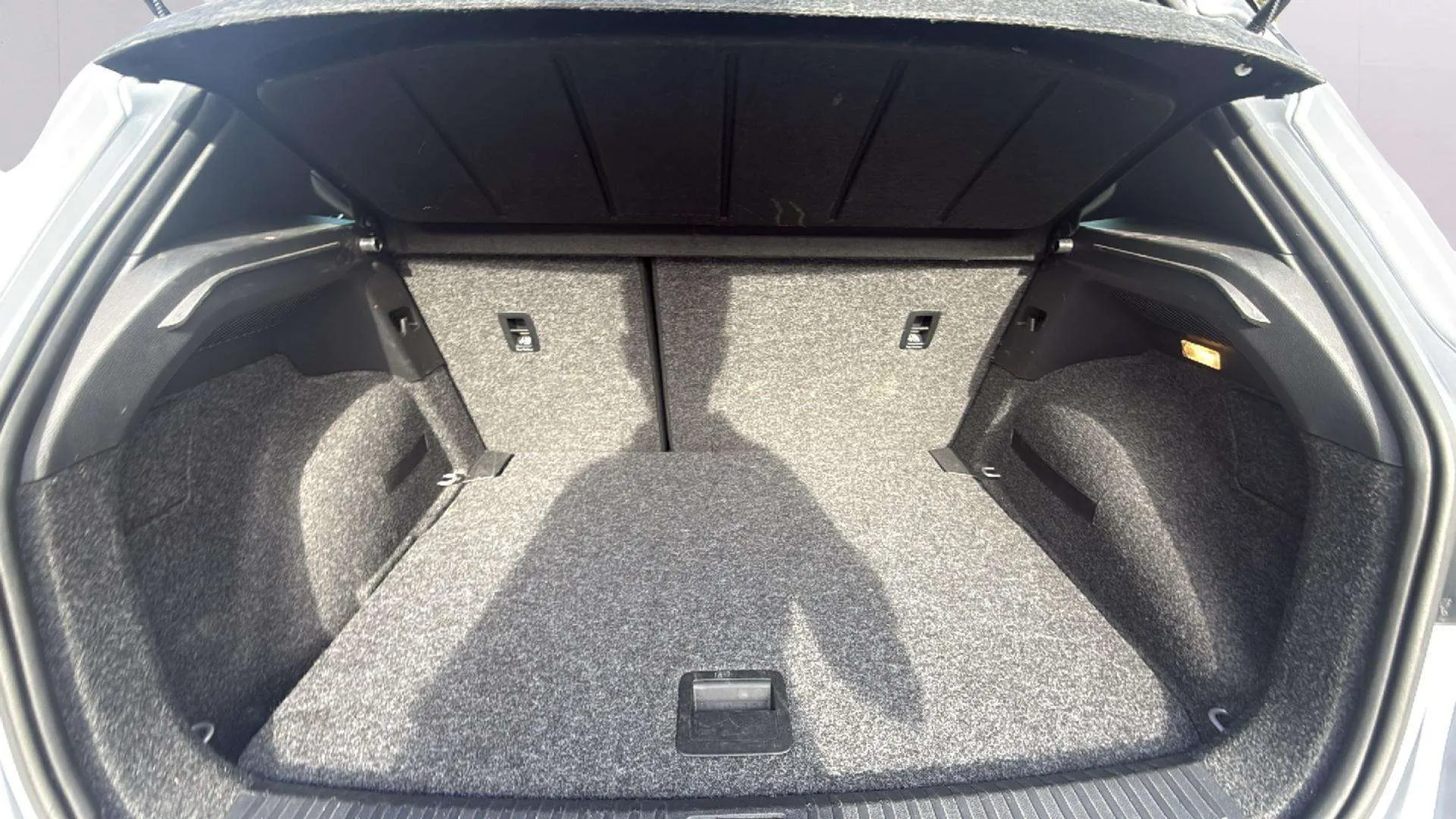 SEAT Arona 1.0 TSI DSG FR Limited Ed - foto 23