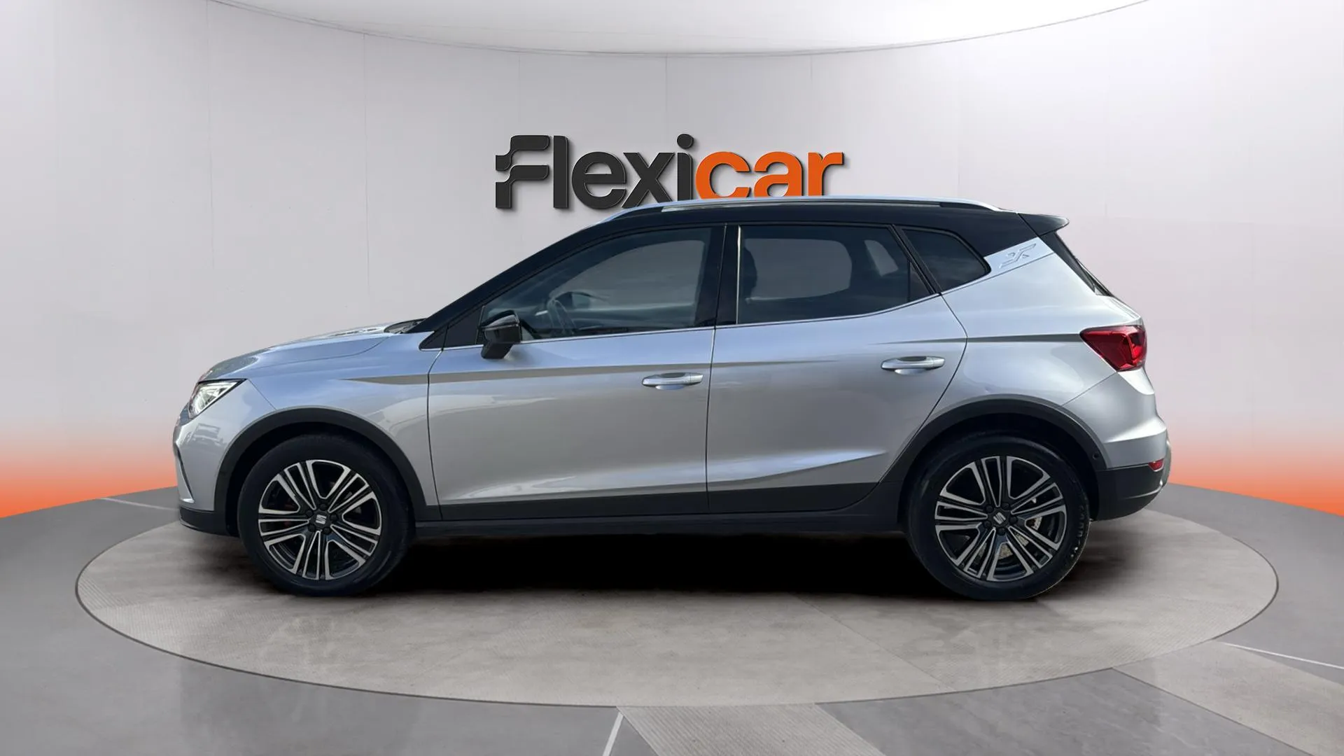 SEAT Arona 1.0 TSI DSG FR Limited Ed - foto 5