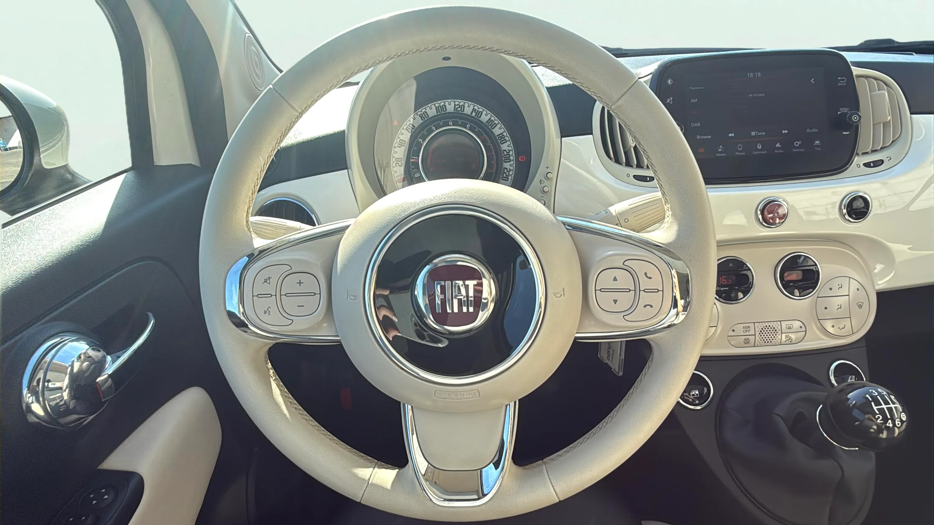 Fiat 500 Dolcevita 1.0 Hybrid - foto 12