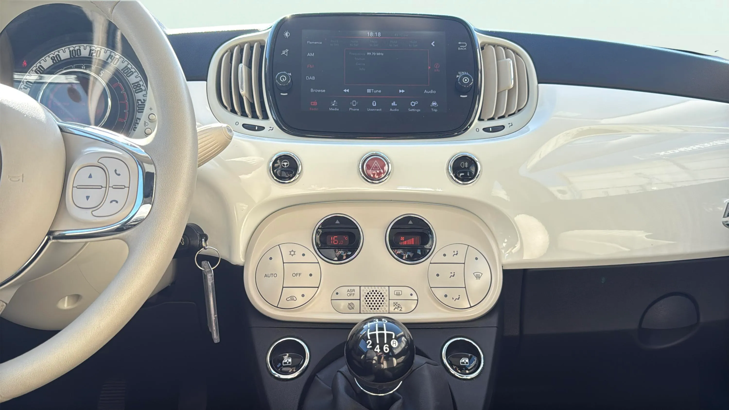 Fiat 500 Dolcevita 1.0 Hybrid - foto 14
