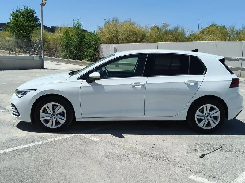 Volkswagen Golf 1.0 eTSI Life - foto 3