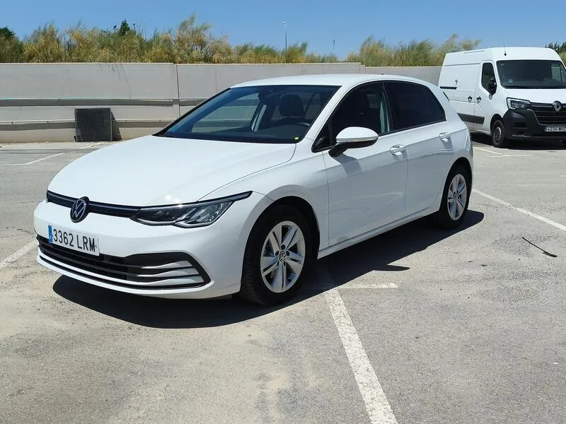 Volkswagen Golf 1.0 eTSI Life