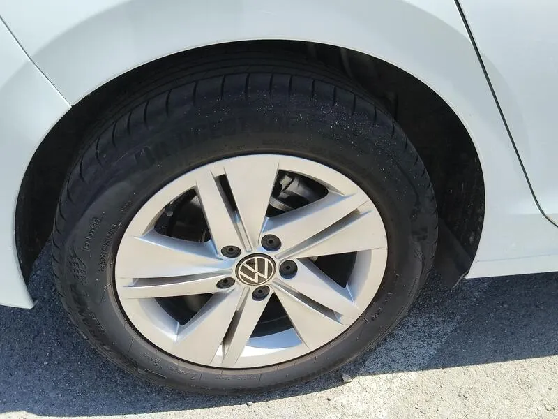 Volkswagen Golf 1.0 eTSI Life - foto 40