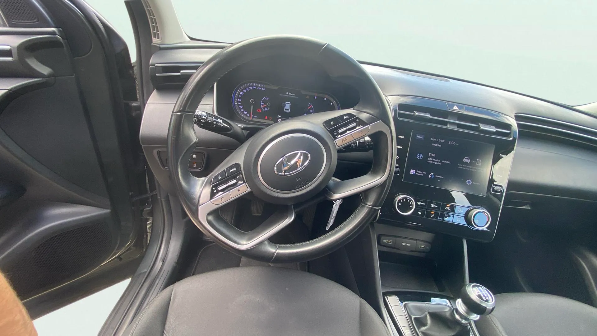 Hyundai Tucson 1.6 CRDi Klass - foto 16