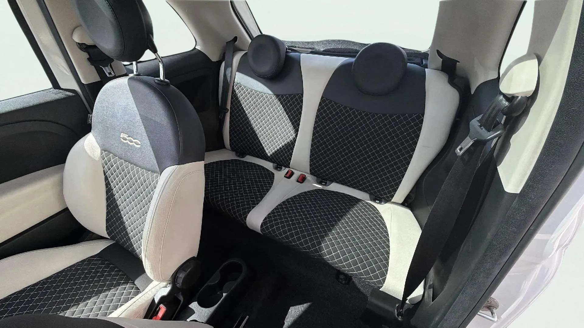 Fiat 500 Dolcevita 1.0 Hybrid - foto 17