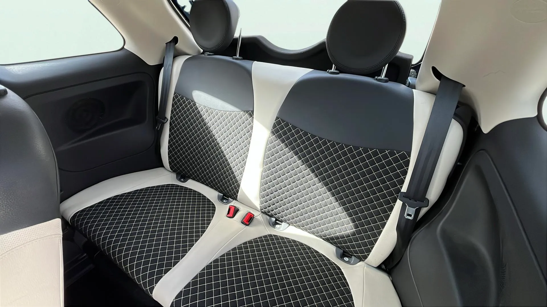 Fiat 500 Dolcevita 1.0 Hybrid - foto 19